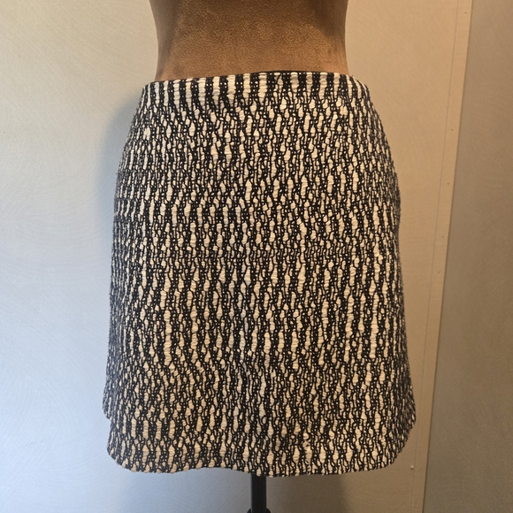Tory Burch Black and Cream Mini Skirt - Picture 1 of 7